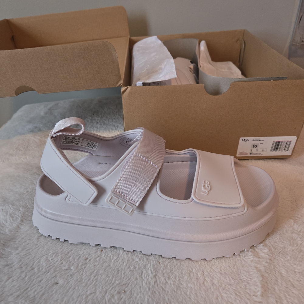 UGG Goldenglow Platform Sandals bayfog
